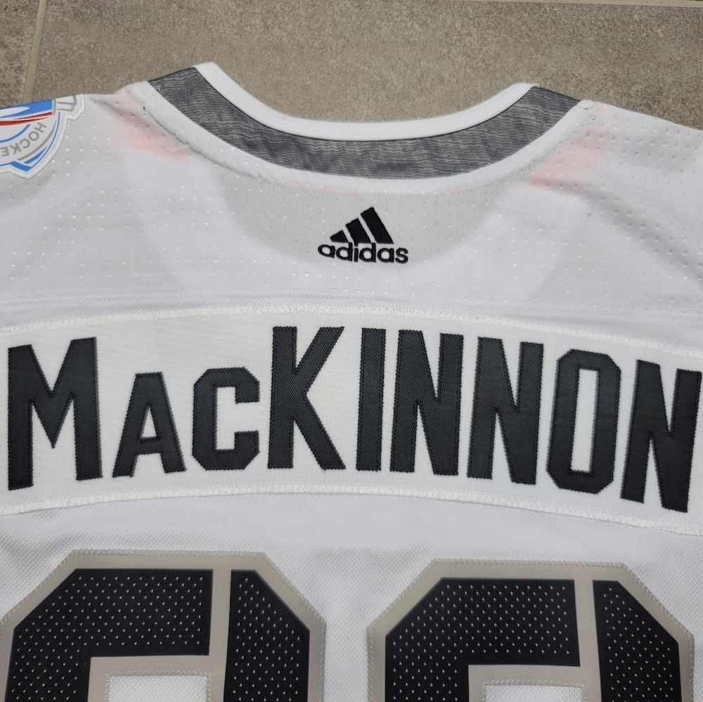 Team North America Nathan MacKinnon Hockey Jersey - Picture 5 of 10
